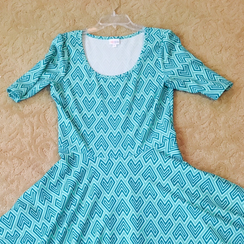 XL Lularoe Nicole
