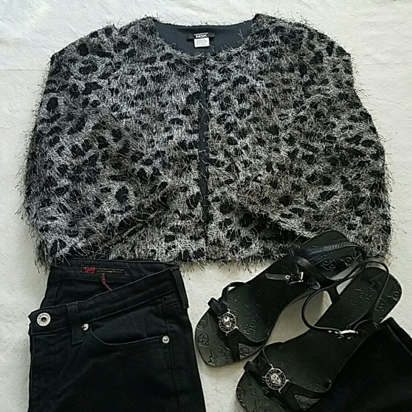 MSK Animal Print Cropped Jacket. - Picture 5 of 8
