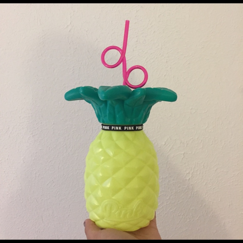 Pink-a-colada cup