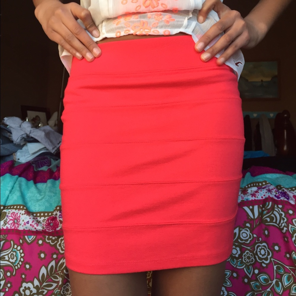 H&M Pencil Skirt