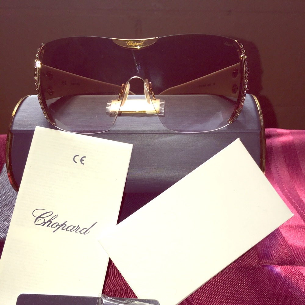 Authentic Chopard sunglasses, style 724s
