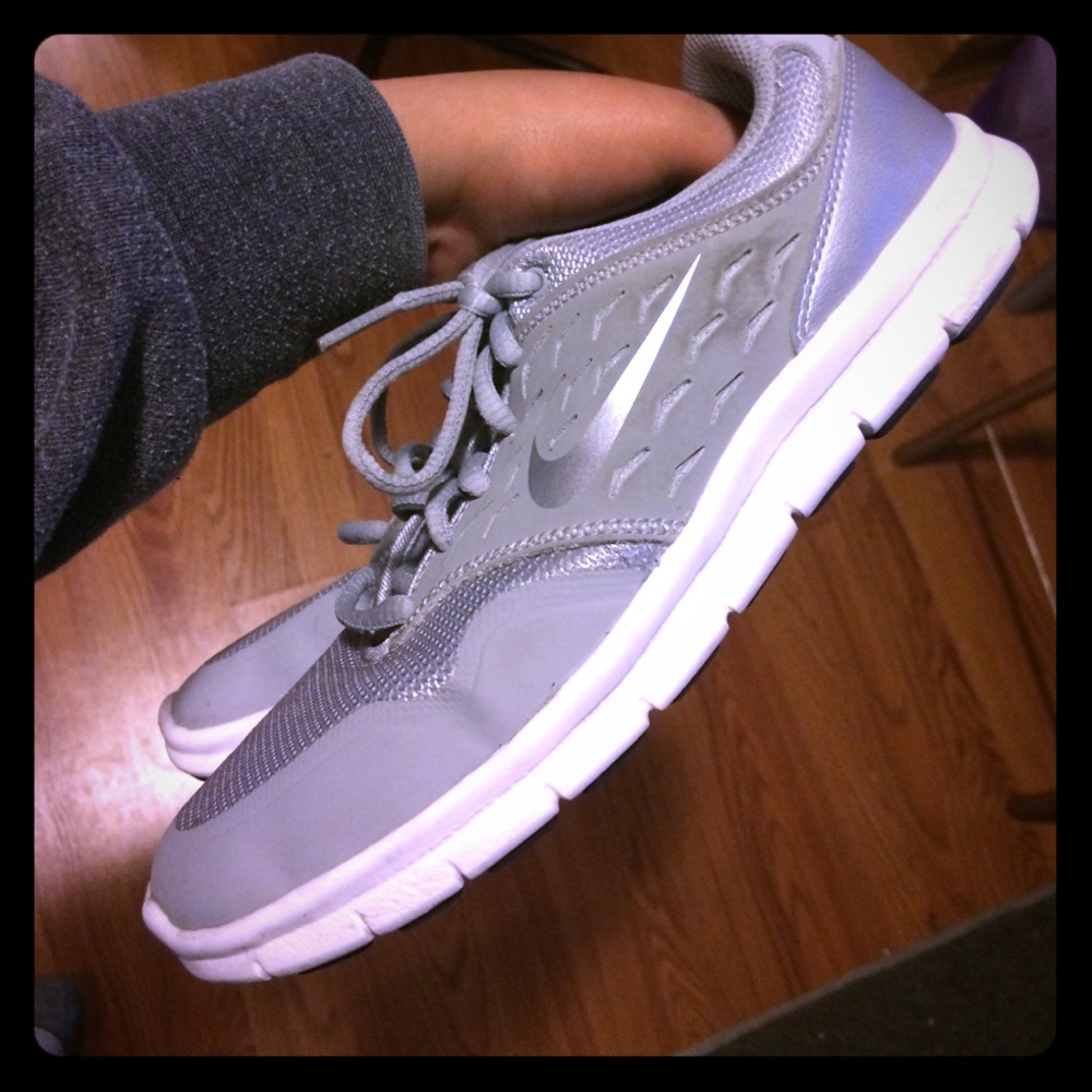 Running shoes