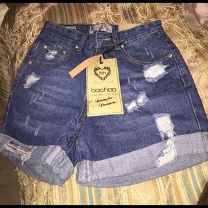 Brand new Boohoo high rise shorts