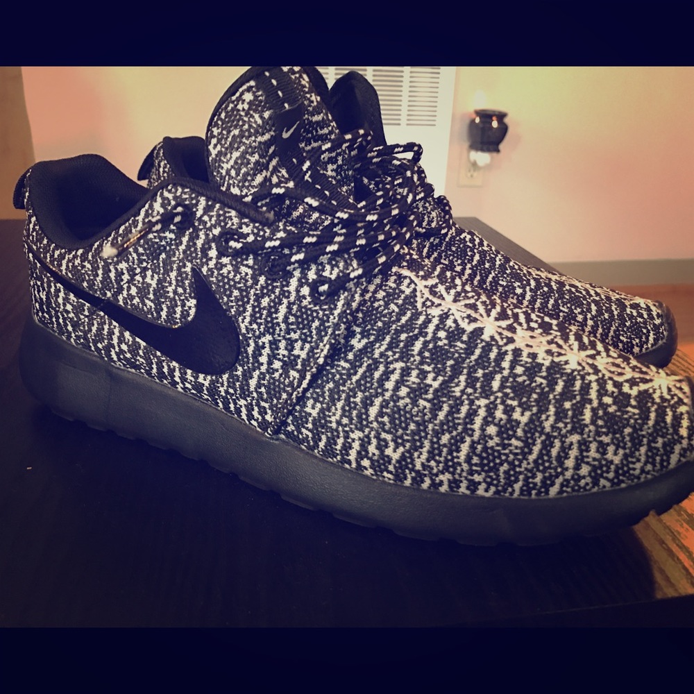 Nike Roshe Yeezy Custom