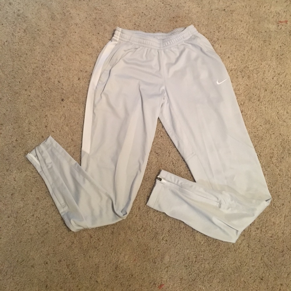 Light grey and white Nike skinny sweat pants