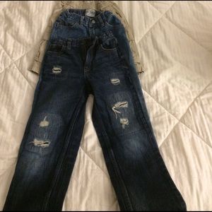 Boys size 6 two jeans one shorts