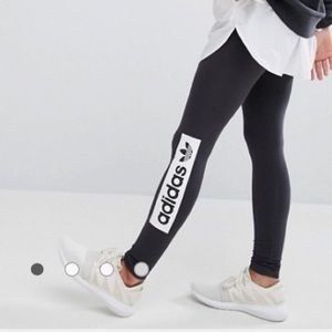*NWT* Adidas Originals Monochrome Trefoil Leggings