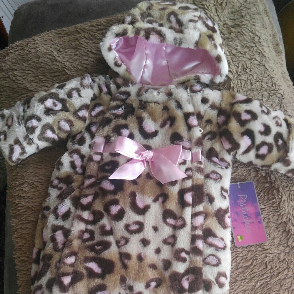 Nwt Baby Girl Pistashio full body coat