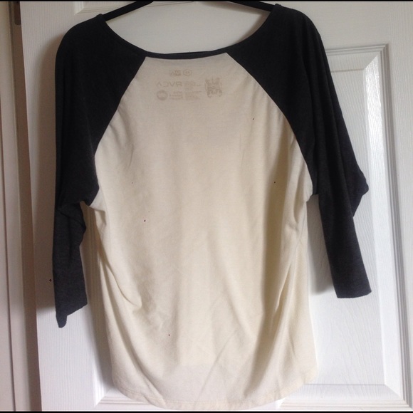 RVCA baseball tee - Picture 3 of 4