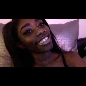 Meet your Posher, Shaquoya