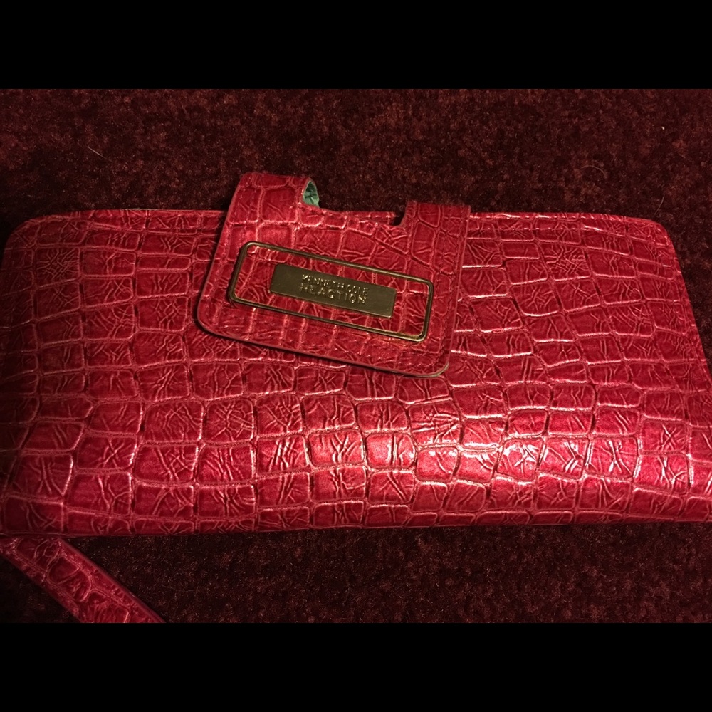 Kenneth Cole Reaction Wallet/Clutch