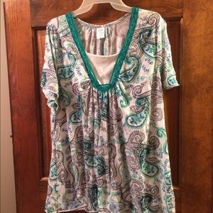 Green/white short sleeve tee size 2X