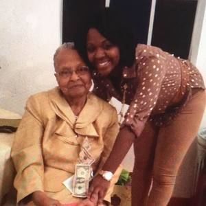 Meet your Posher, Laquita