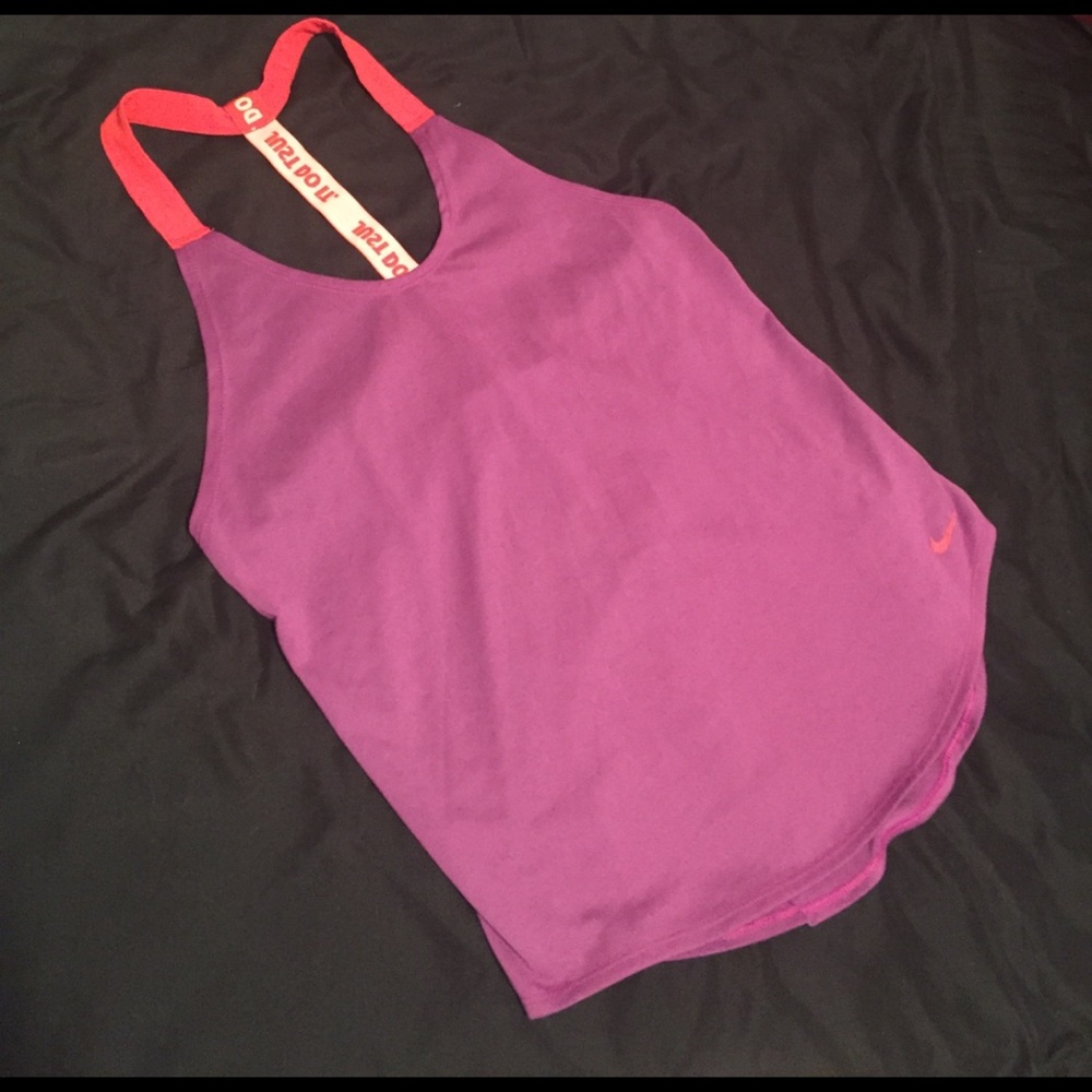 NIKE 🌸 Elastika Racerback Tank Top (S)