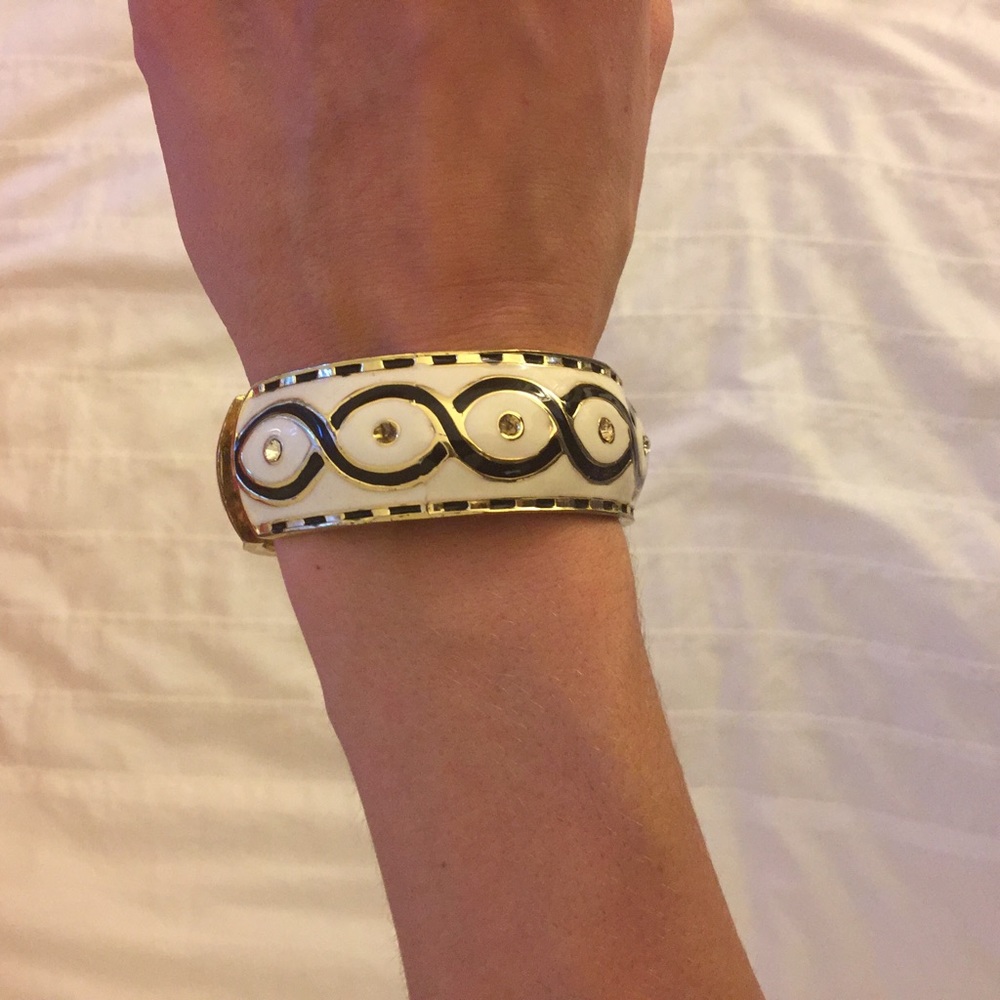 Chunky aztec bangle