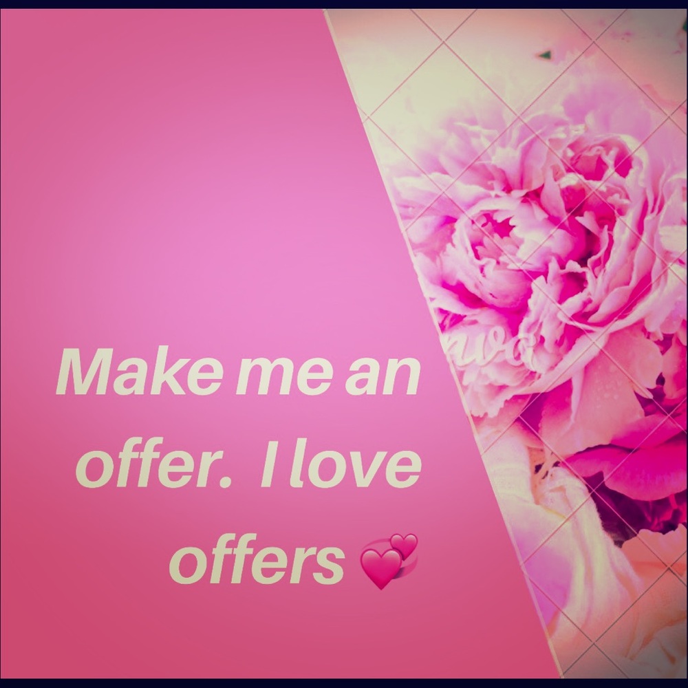 Make me an offer! I 💞offers! Share/Follow/Like