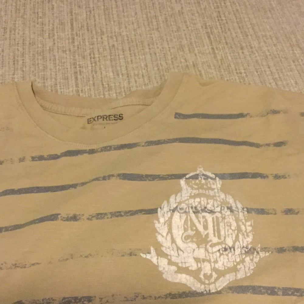 Express Tee - Picture 3 of 4