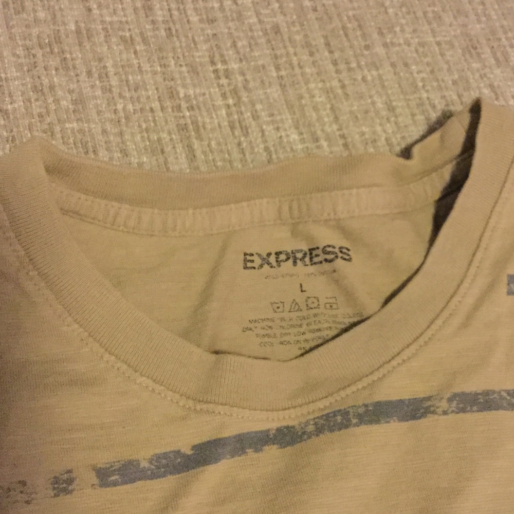 Express Tee - Picture 4 of 4
