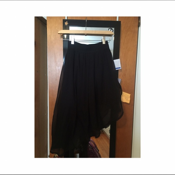 4 for $20 Black flowy skirt - Picture 2 of 3