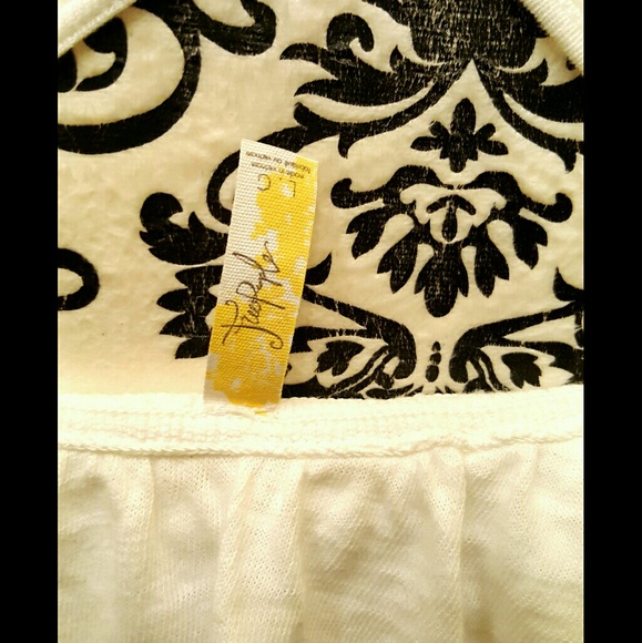 ❌SOLD❌Free People Layered Strappy Smocked Top Cami - Picture 5 of 6