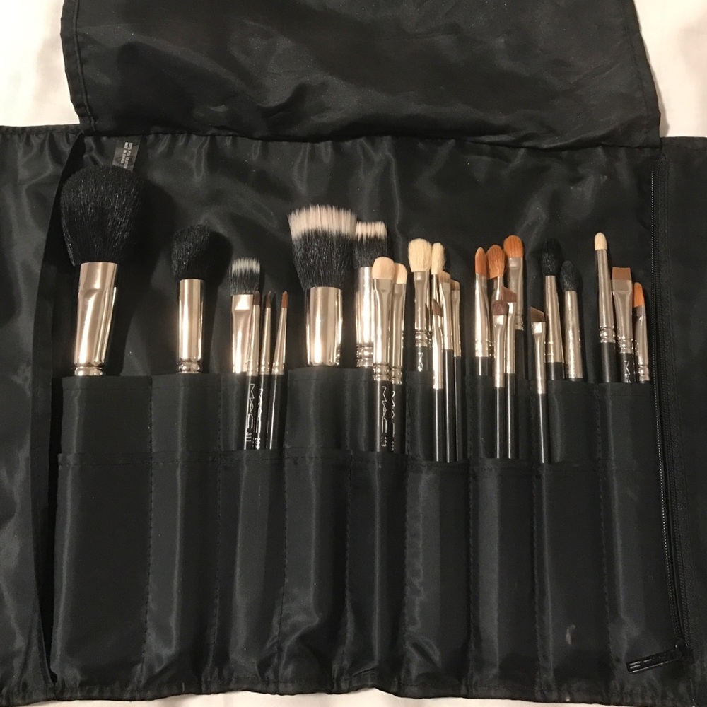 MAC Brushes