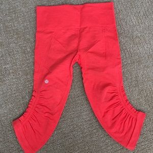 Lululemon yoga pants