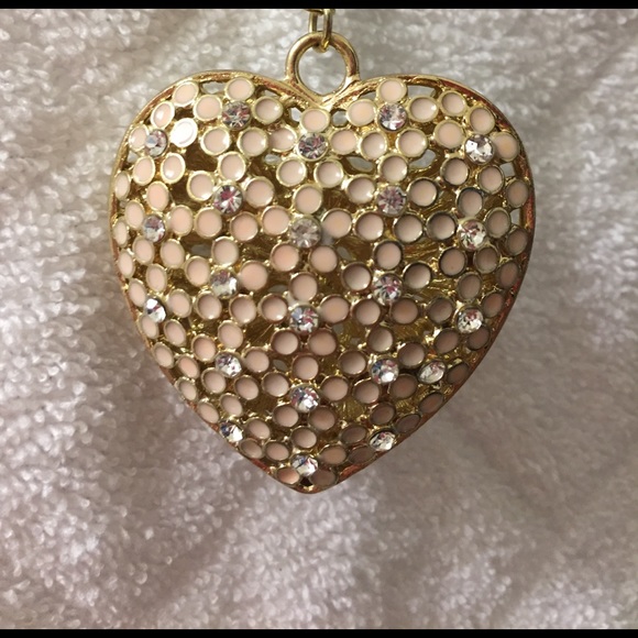 Long chain necklace with heart - Picture 2 of 2