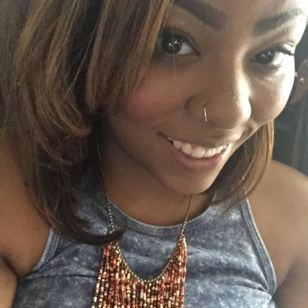 Meet your Posher, Aleena