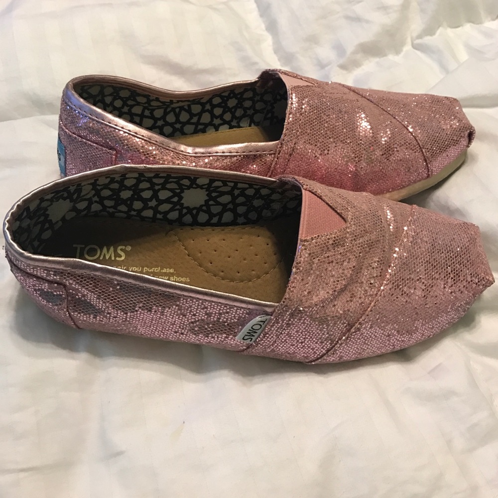 Toms shoes