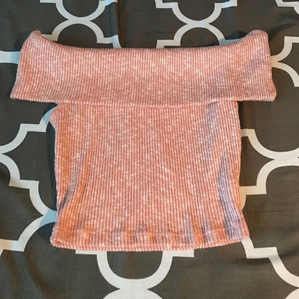 Off shoulder crop top