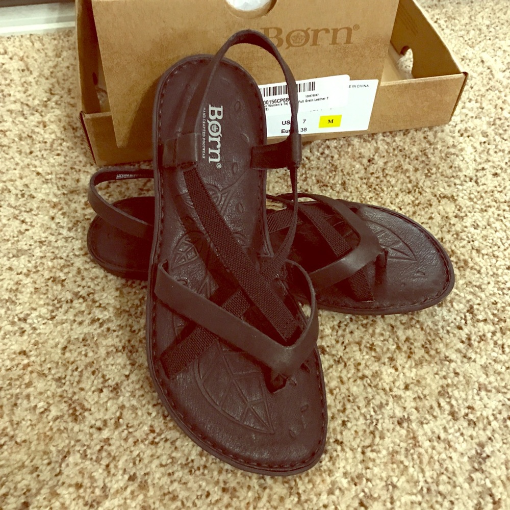 NWT Born Taj Sandals