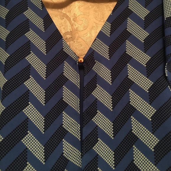 Women's Summer Dress - Picture 3 of 4