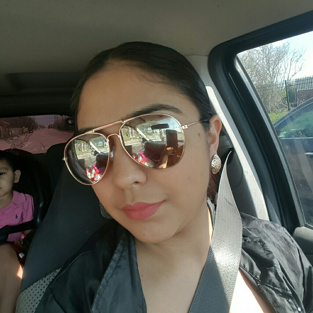 Meet your Posher, Jessica