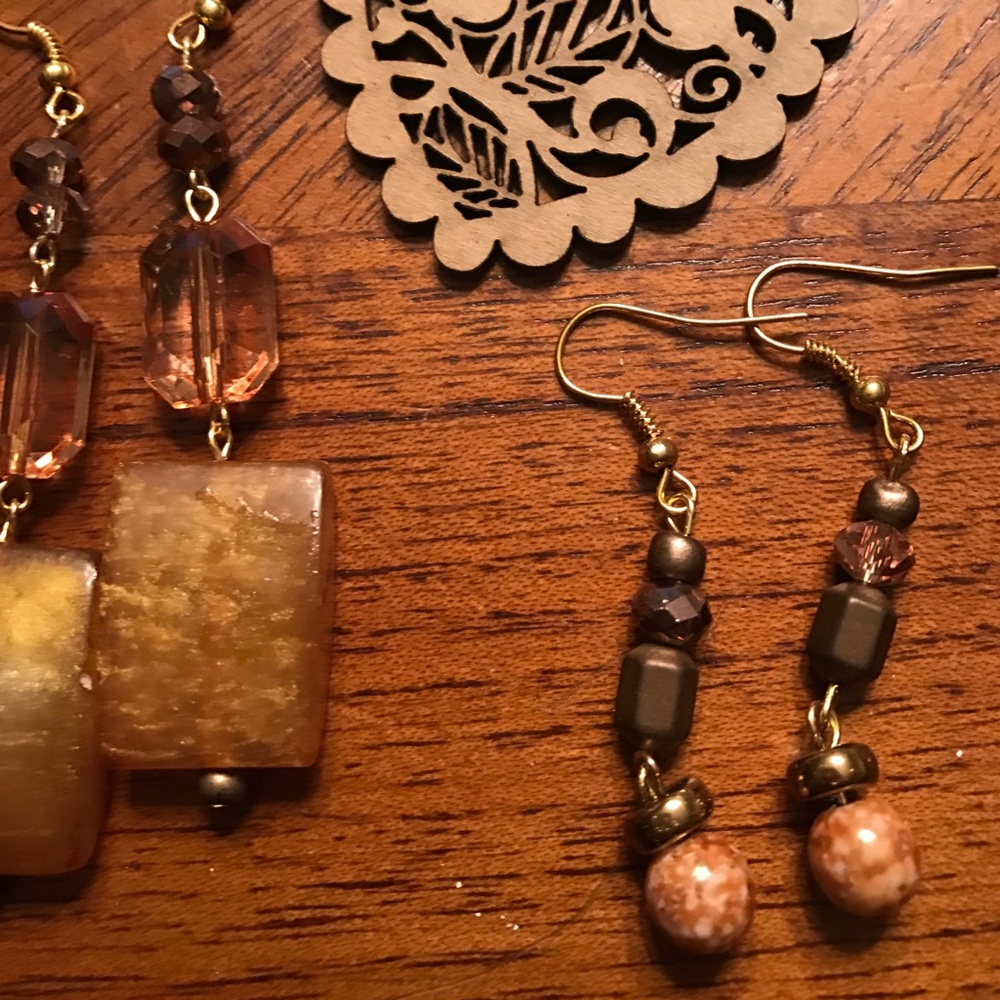 Earring bundle ✨ - Picture 2 of 3