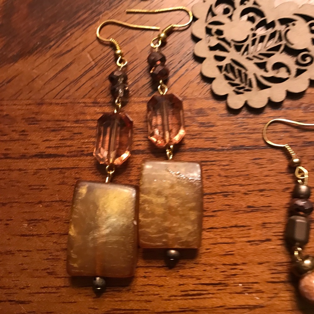 Earring bundle ✨ - Picture 3 of 3