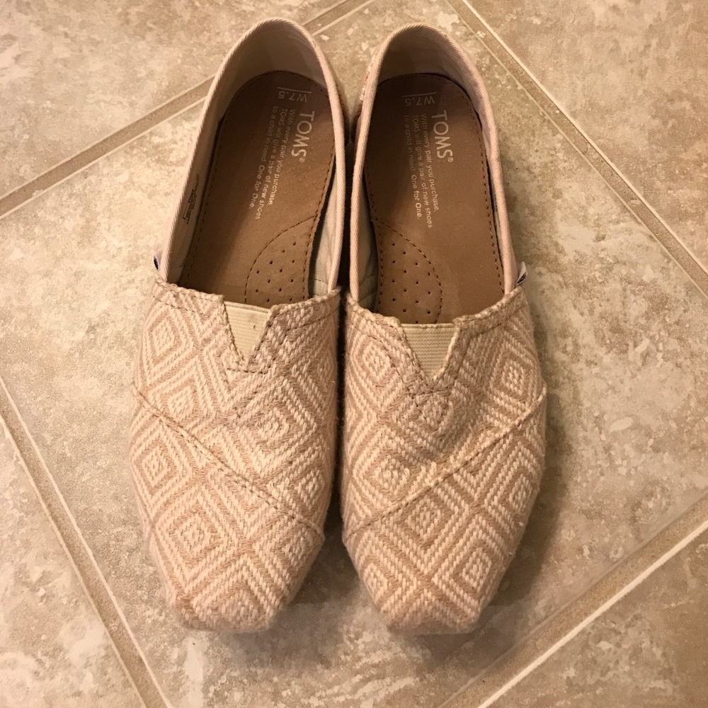 Toms shoes