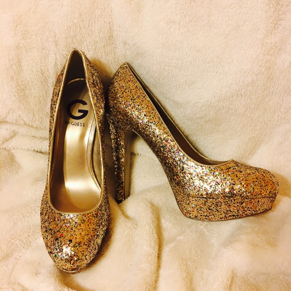 Guess Gold Glitter Pumps