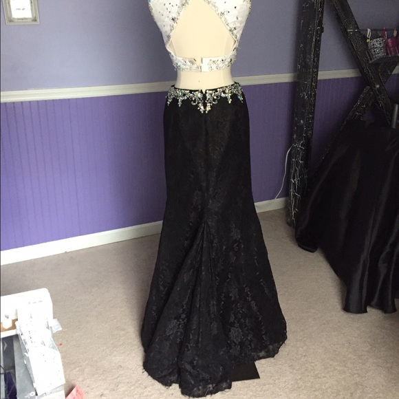 Black & White Two Piece Prom Dress - Picture 3 of 4