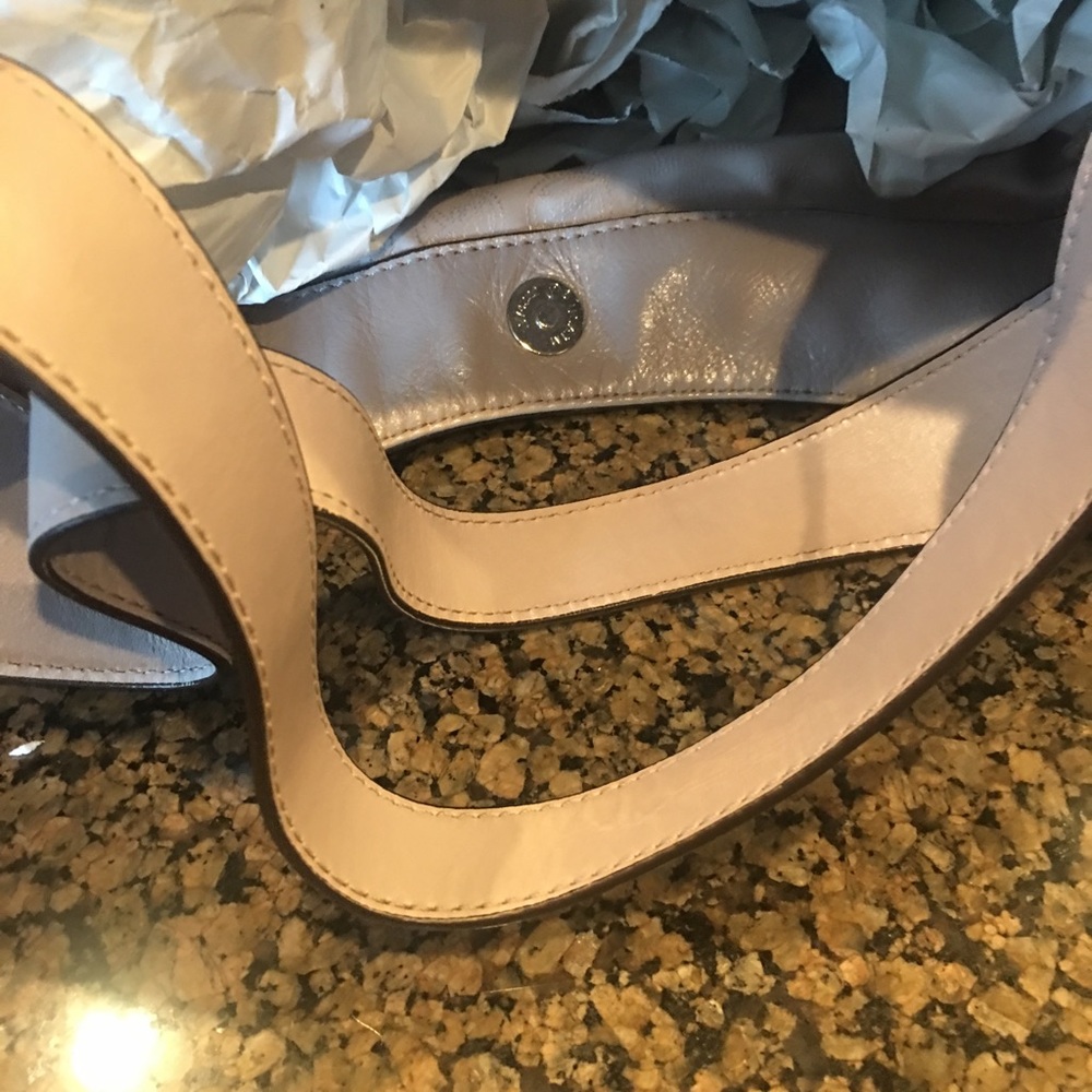 Michael Kors Pearl Grey Devon - Lg Shoulder Bag - Picture 6 of 7
