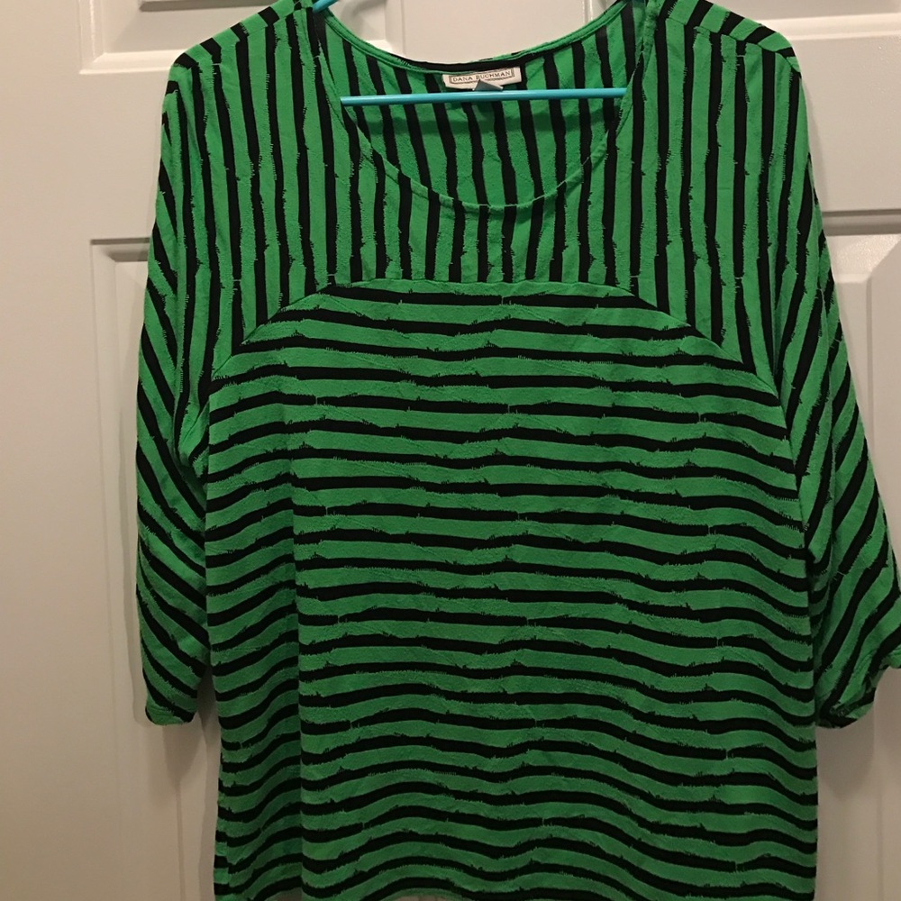 Dana Buchman Fierce Top