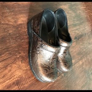 Dansko tooled leather 40