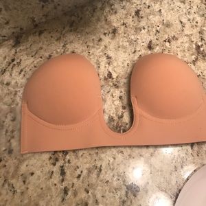 Strapless, Backless VICTORIAS SECRET bra sz C!