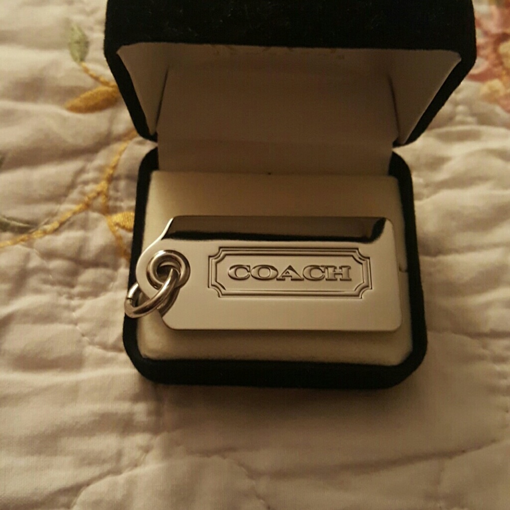 Coach tag brand new