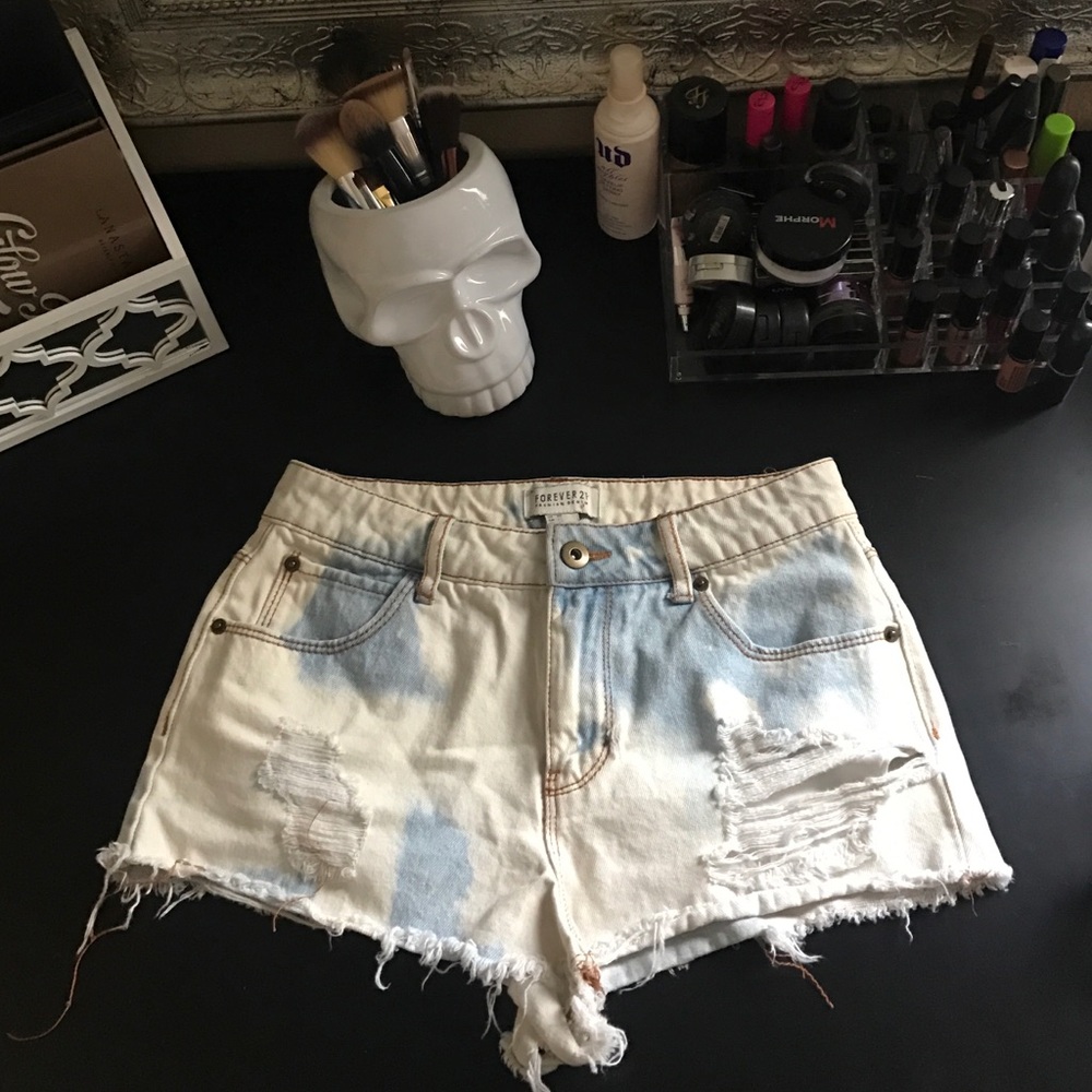 Acid washed frayed high waisted festival shorts