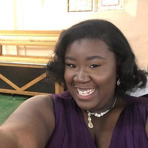 Meet your Posher, Tia