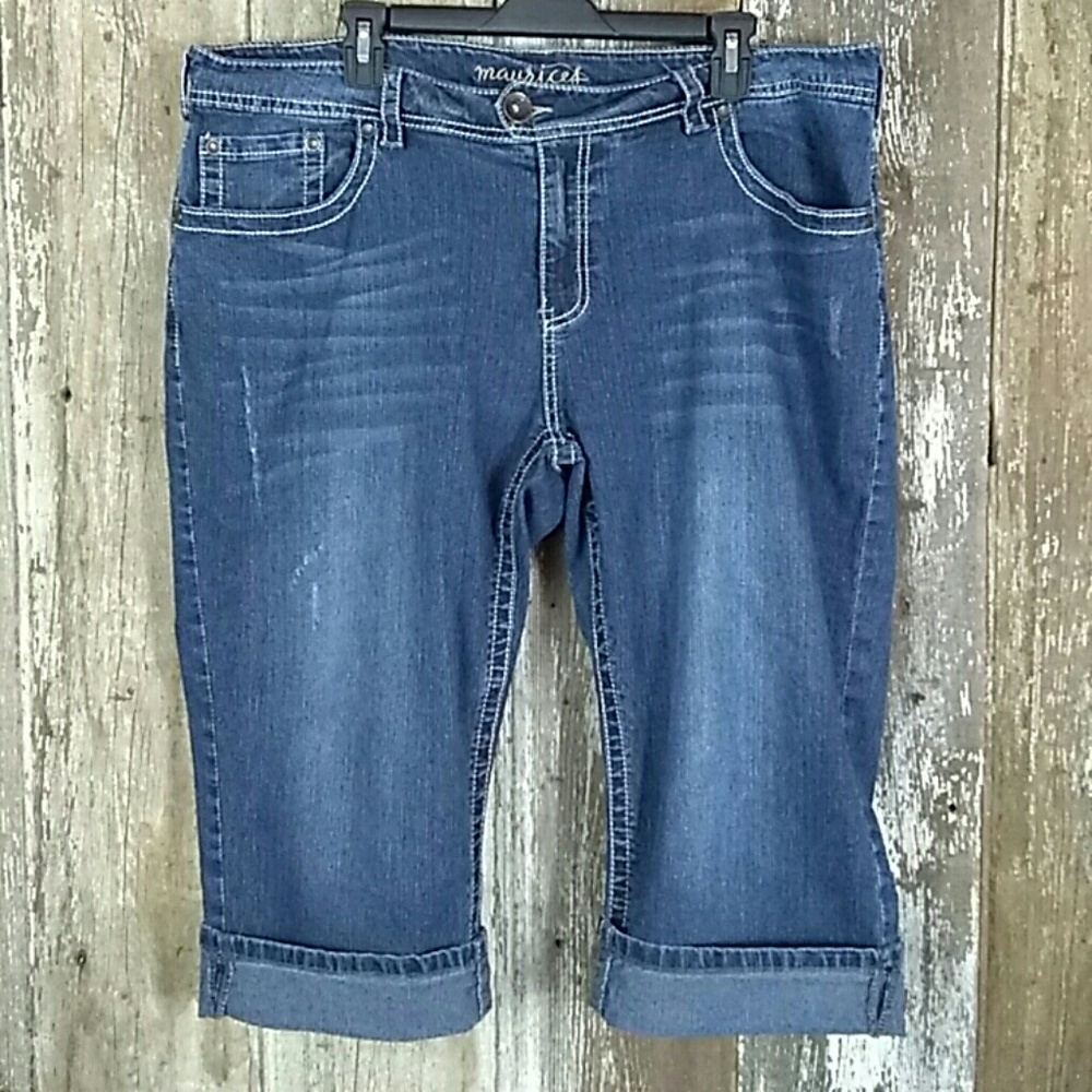 Maurices size 22 Capris