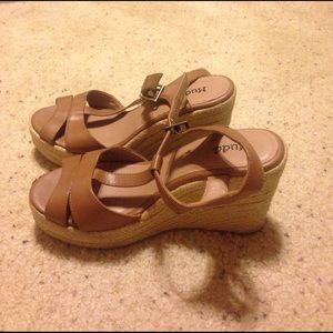 Mudd Summer Wedges⛱👙👗