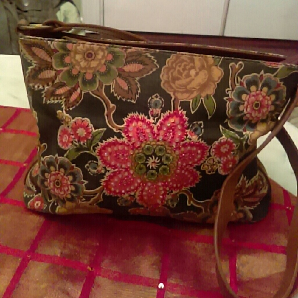 REALLY CUTE BEADED BAG