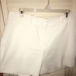Gap tailored shorts/ white/ size 10/ stretch