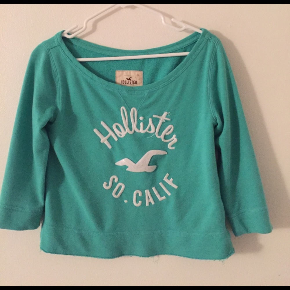 Hollister sweater